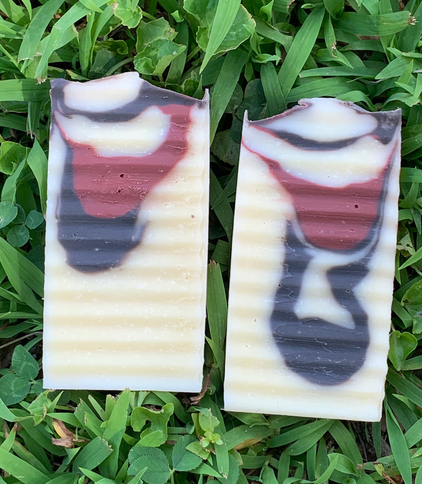 Black Raspberry Vanilla Bar Soap